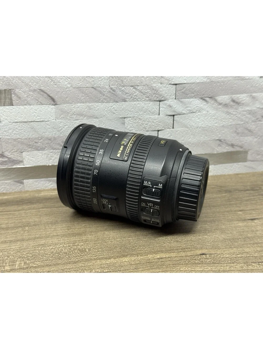 Nikon AF-S 18-200mm f 3.5-5.6G Nikkor DX ED VR Wide Zoom Digital Camera Lens
